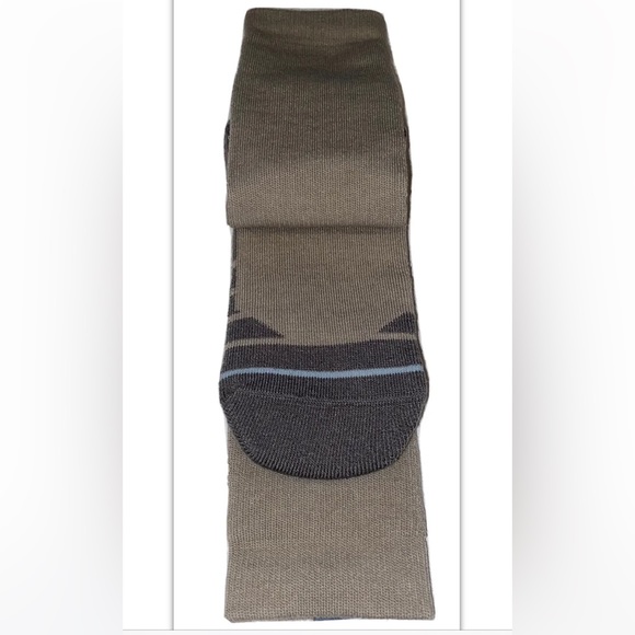 UA Under Armour Hitch Rugged Boot Crew Socks 1 Pair Men 4-8 Wmn 6-9 Brown w Logo - Picture 7 of 12